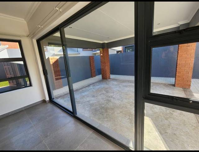 3 BEDROOM HOUSE FOR SALE IN GREENHILLS